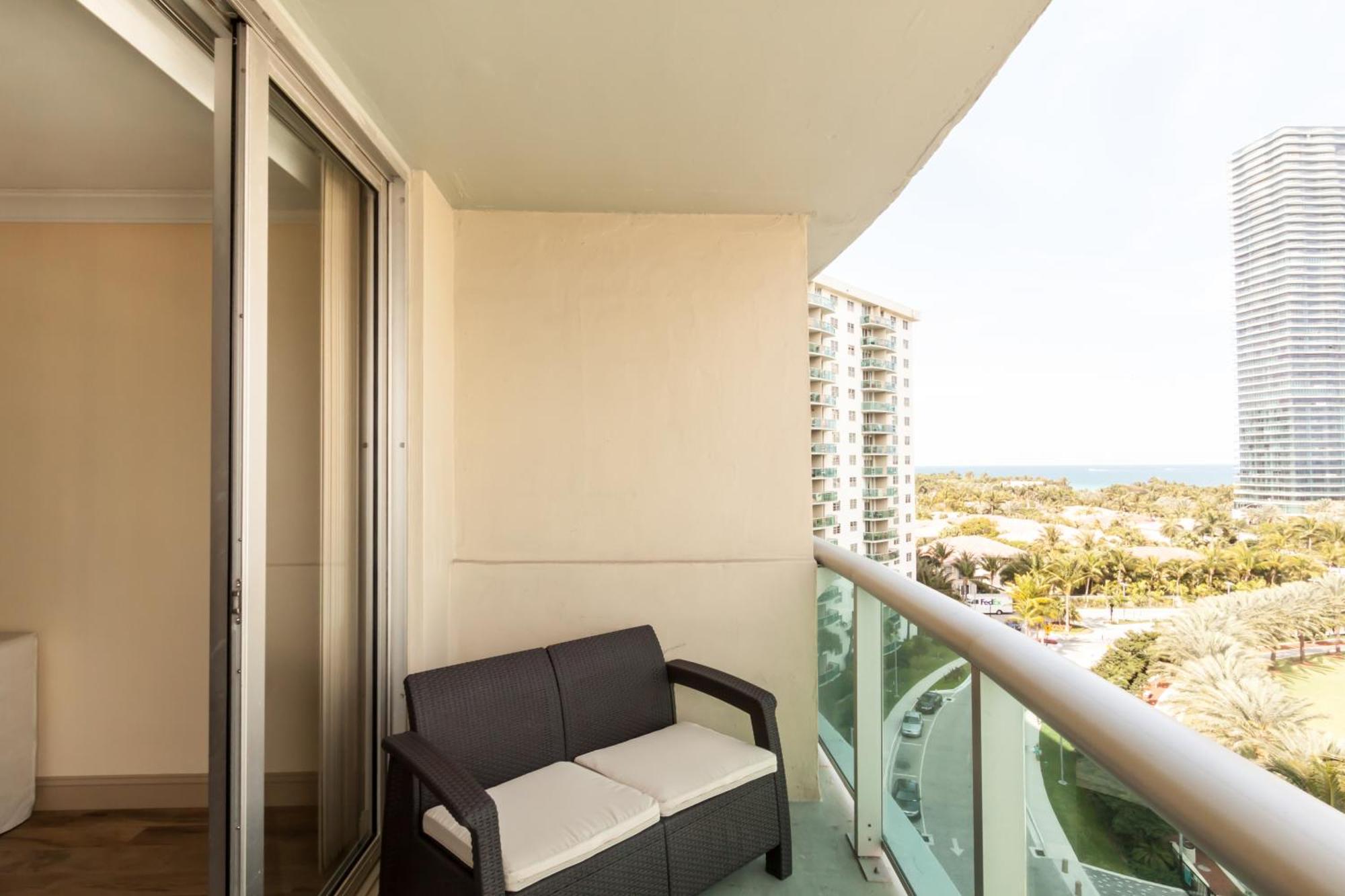 Ocean Reserve Luxury Condos Across From Sunny Isles Beach Miami Beach Quarto foto